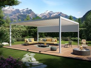 Les avantages d’une pergola biossun pour profiter de son jardin toute l’année